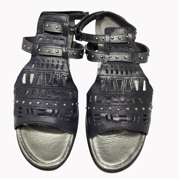 Naot Womens size 8 Sandals Black Leather Studded EU 39 US - Picture 1 of 11